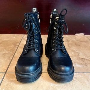 Guess Women's Combat Boots, Size 6